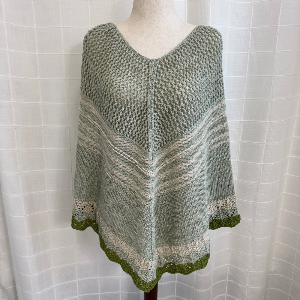 Vertigo Paris Multicolor Striped Knit Poncho Womens Size Large Cottage Core